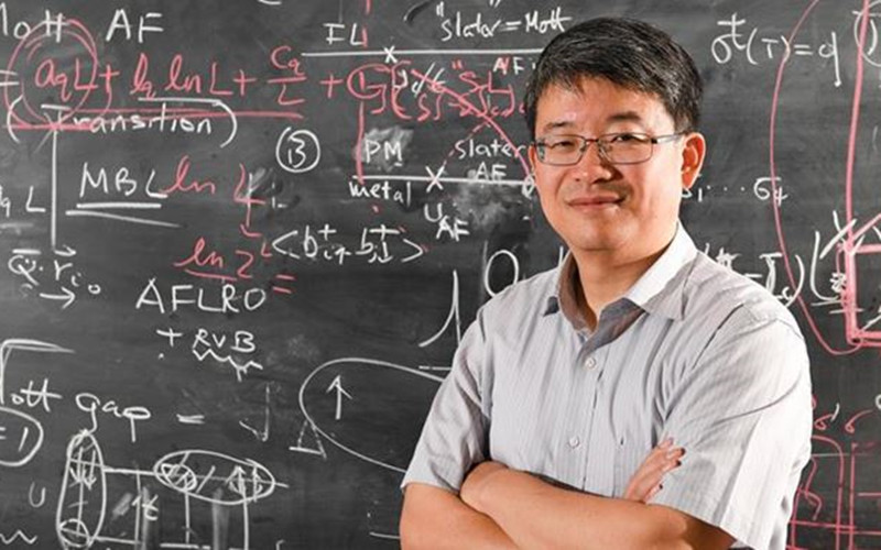 8篇Nature和Science，多個世界級成果，他放棄終身教授回國，只為追尋中國超導夢！